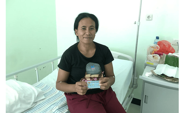 Martha Kuenan (39) merupakan peserta BPJS Kesehatan