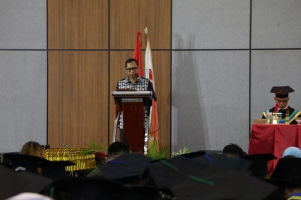 ayodi 1 Penjabat Gubernur NTT, Ayodia Kalake.