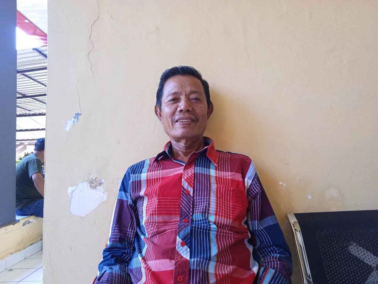 yusak Yusak Lao (72).