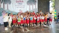 buku 2 Wakil Wali Kota Kupang, Serena Francis saat kegiatan melaunching buku dan Storytelling Buku “Cepat Sembuh, Ciko” bertempat di Taman Budaya Gerson Poyk Kupang, Kamis (10/4). Foto MEDIASI NTT.COM/BENNY JAHANG