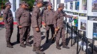 foto kejaksaaan Kepala Kejaksaan Tinggi Nusa Tenggara Timur (Kajati NTT), Zet Tadung Allo, S.H., M.H secara resmi membuka pameran foto bertajuk “Jejak yang Terhenti – Potret Dampak Korupsi terhadap Pembangunan di NTT" yang digelar di halaman Kantor Kejaksaan Tinggi NTT, Selasa.