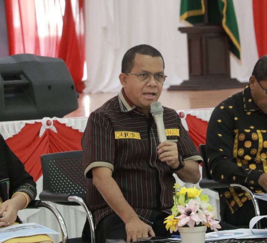 Gubernur Nusa Tenggara Timur, Emanuel Melkiades Lake Lena, secara resmi mengumumkan Penetapan Upah Minimum Provinsi (UMP) NTT Tahun 2026 pada Selasa, 23 Desember 2025