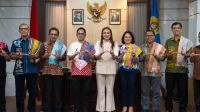 wakil 1 KETERANGAN FOTO /HO –HUMAS UNDANA - Rektor Undana, Prof. Dr. Ir. Jefri Semuel Bale, S.T., M.Eng melakukan audiensi strategis dengan Wakil Wali Kota Kupang, Serena Francis, di Kantor Wali Kota Kupang, Kamis (19/2).