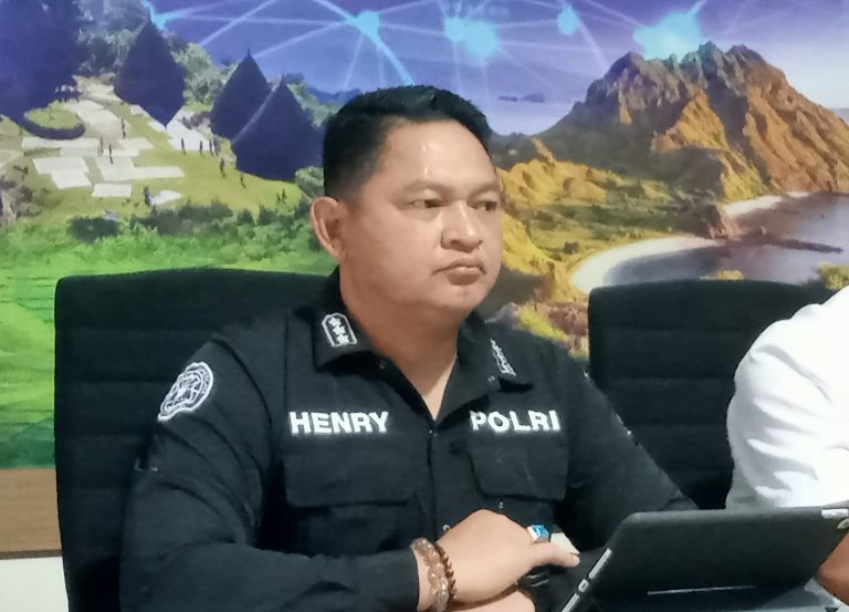Kabid Humas Polda NTT, Kombes Pol Henry Novika Chandra, SIK, MH