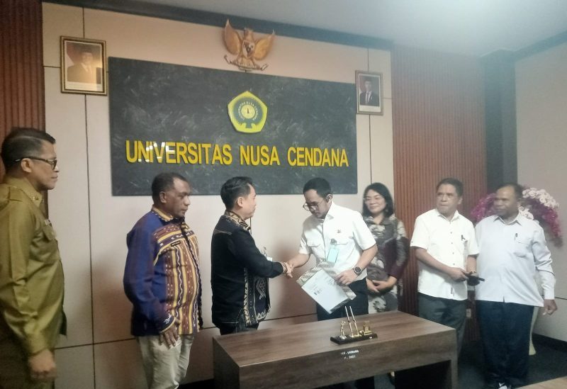 MEDIASINTT.COM / FOTO/BEN - Pemerintah Kabupaten Alor menggandeng Universitas Nusa Cendana Kupang, Provinsi Nusa Tenggara Timur untuk melakukan studi kelayakan pembentukan daerah otonom baru (DOB) Kabupaten Pantar.